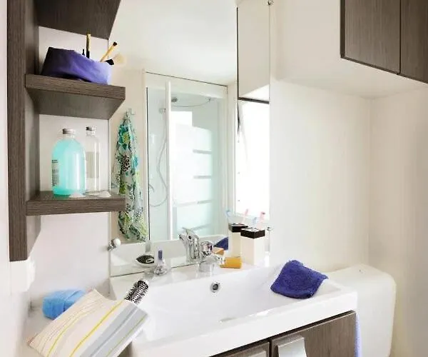 Zecamping 3 Animaux Acceptes Et Terrain De Tennis 캠프장 Tibiran-Jaunac